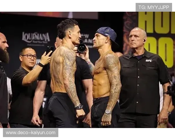 UFC伦敦站：莫夫萨尔·埃夫洛耶夫与勒万·墨菲羽量级对决敲定